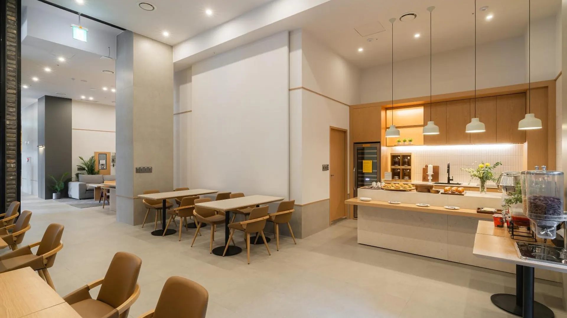 Homes Stay G-Valley Gasan Seoul 3*,